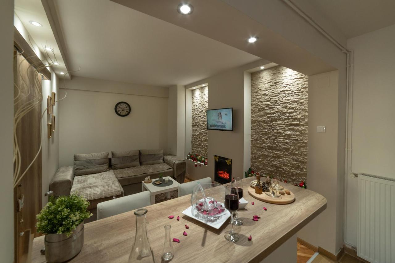 Gold Apartman Vrsac Exterior photo
