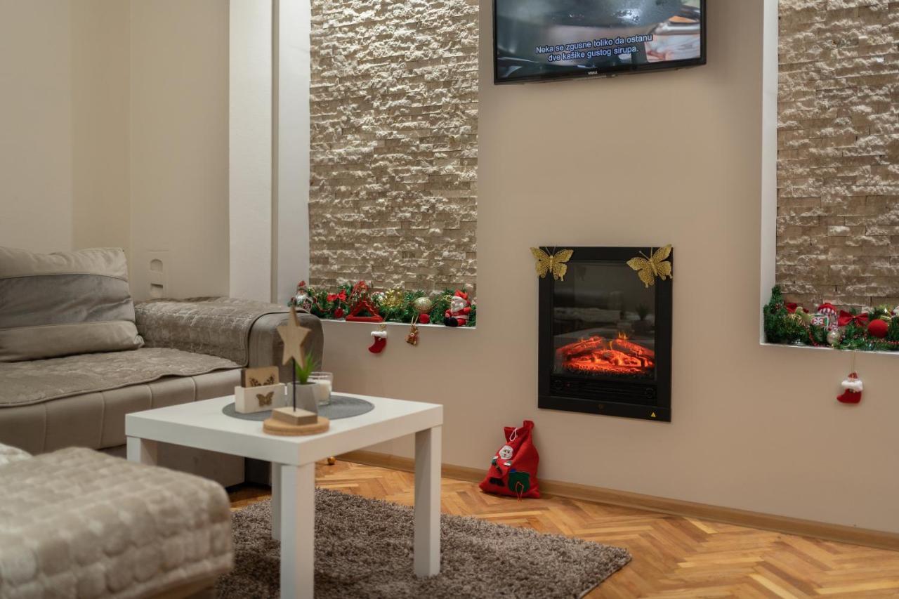 Gold Apartman Vrsac Exterior photo