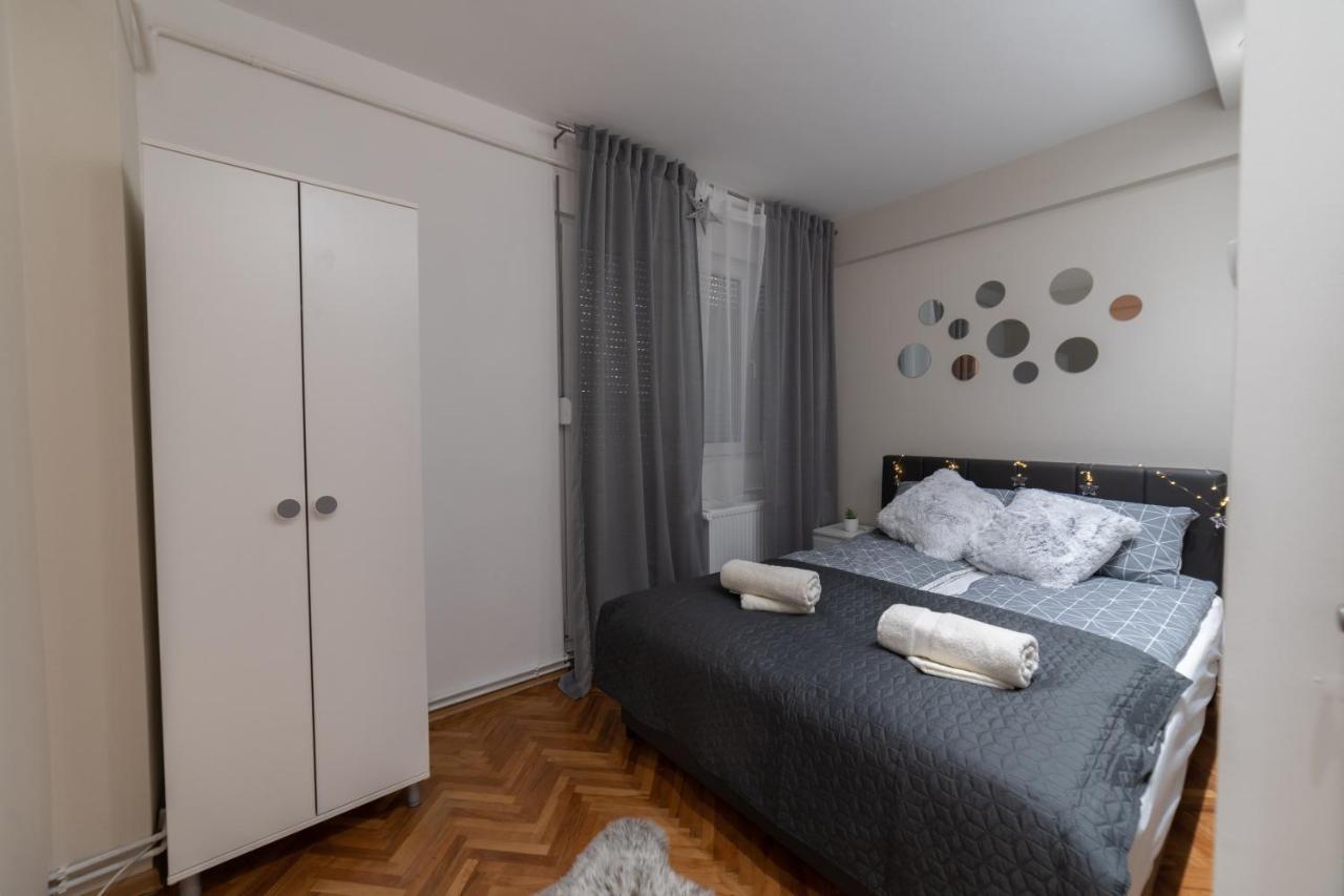 Gold Apartman Vrsac Exterior photo